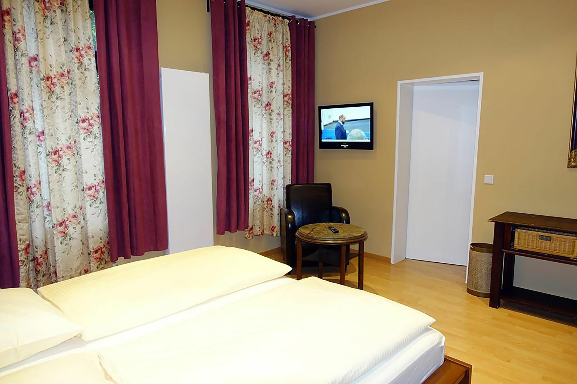 Suedbruecke Koeln Hotel ภายนอก รูปภาพ